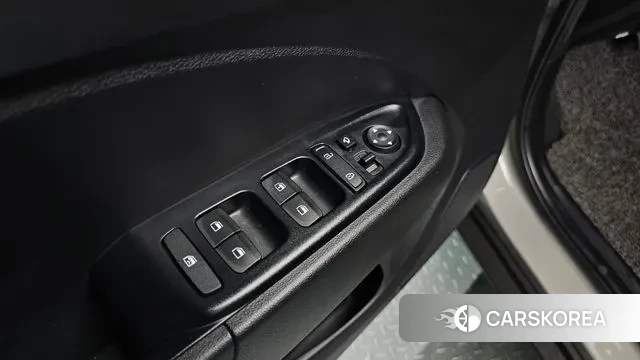 Hyundai Venue id 3778509 из Кореи 9