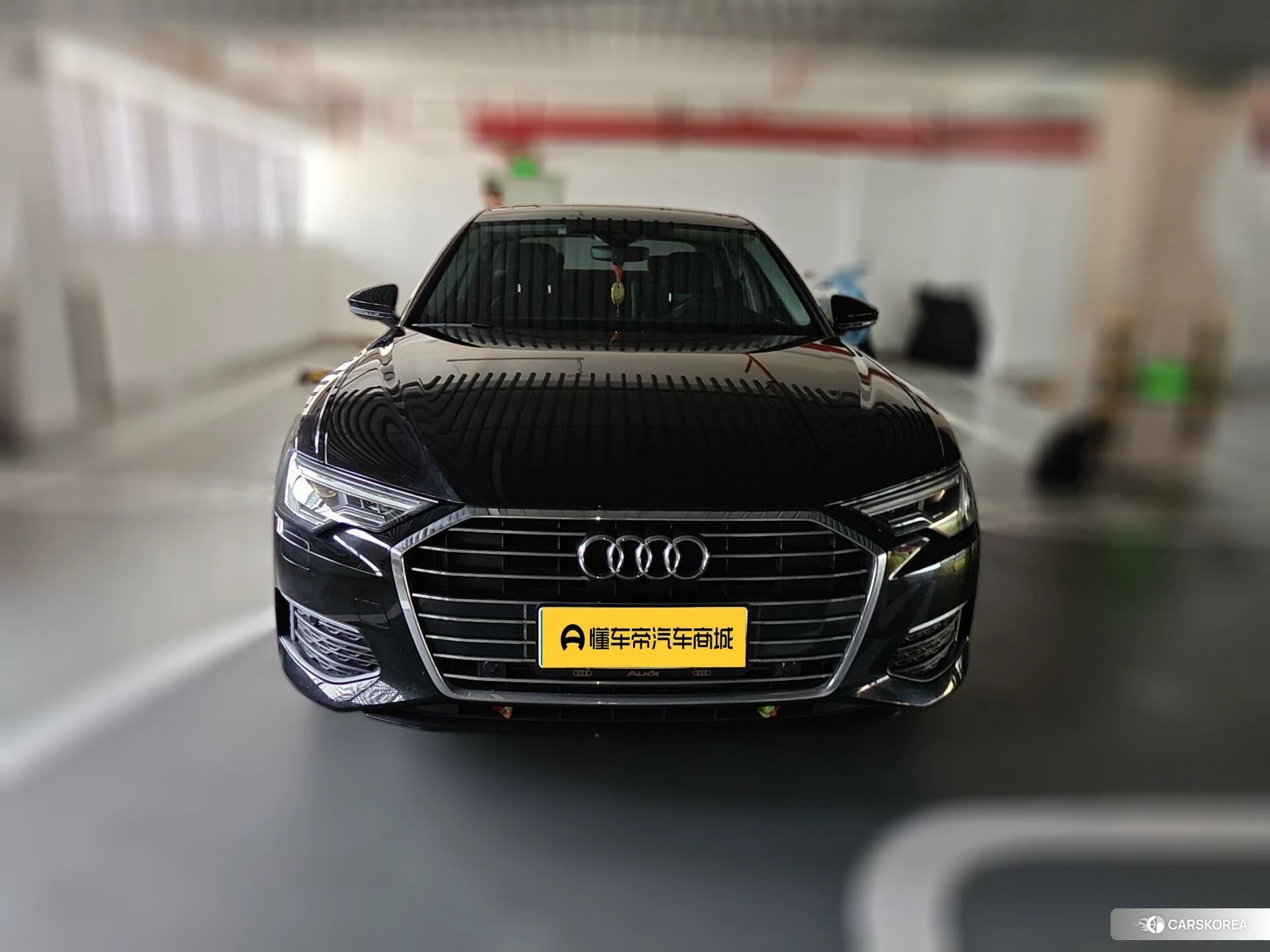 Audi A6L id 4453169 из Китая 9