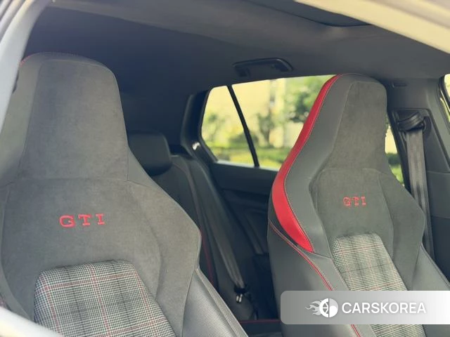 Volkswagen Golf GTI id 4299587 из Китая 9