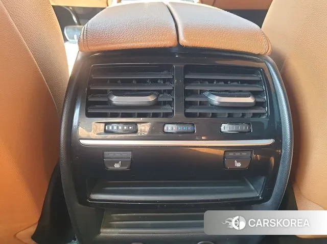 BMW 5 Series (G30) id 3403307 из Кореи 9