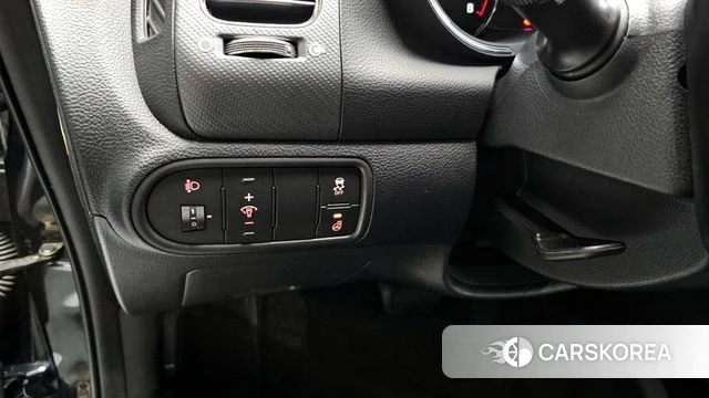 Kia The New K3 id 3894312 из Кореи 9