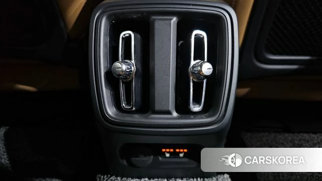 Volvo XC40 id 4188074 из Кореи 9