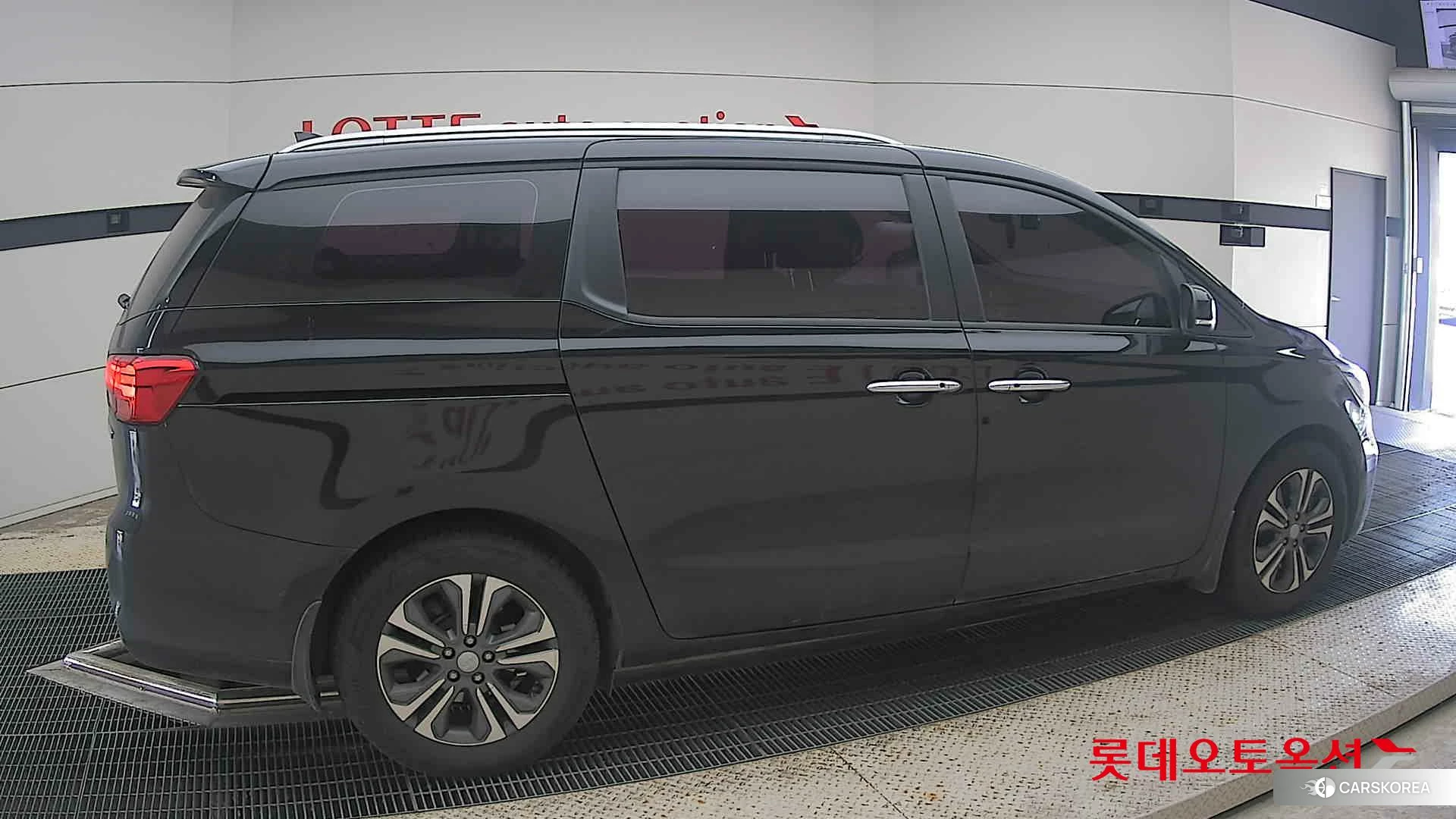 Kia Carnival id 4664326 из Кореи 9