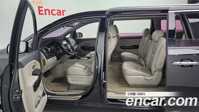 Kia The New Carnival id 2913035 из Кореи 9