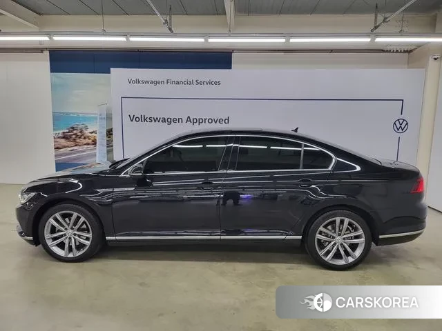 Volkswagen Passat GT (B8) id 3375283 из Кореи 9