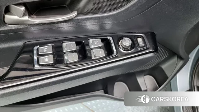 Ssangyong Beautiful Korando id 3772766 из Кореи 9