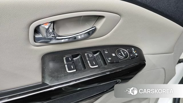 Kia The New Carnival id 4325868 из Кореи 9