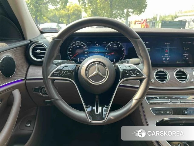 Mercedes-Benz E-class id 4275552 из Китая 9