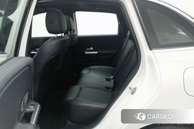 Mercedes-Benz Class B id 4300412 из Китая 9