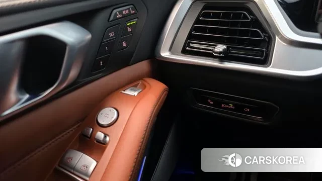 BMW X7 (G07) id 3669977 из Кореи 9