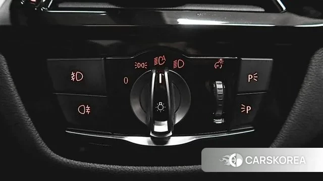 BMW 5 Series (G30) id 3631470 из Кореи 9