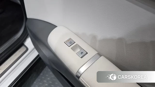 Hyundai Grandeur (GN7) id 3517760 из Кореи 9