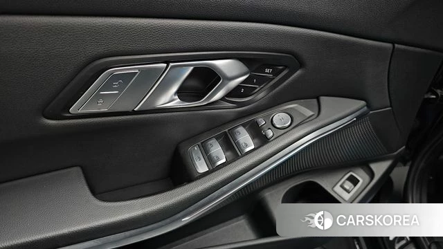 BMW 3 Series (G20) id 4792955 из Кореи 9