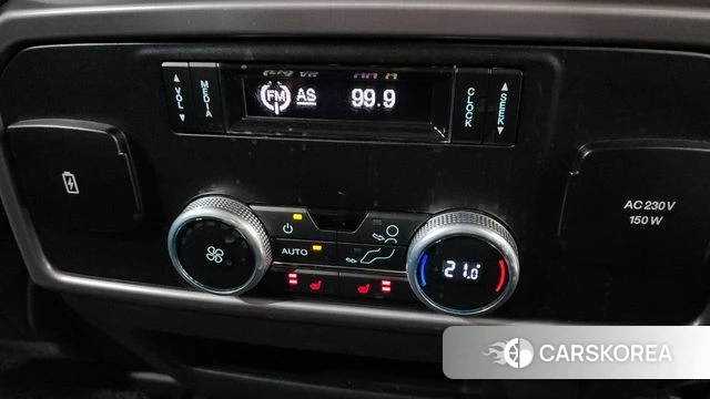 Ford Expeditation id 3827671 из Кореи 9