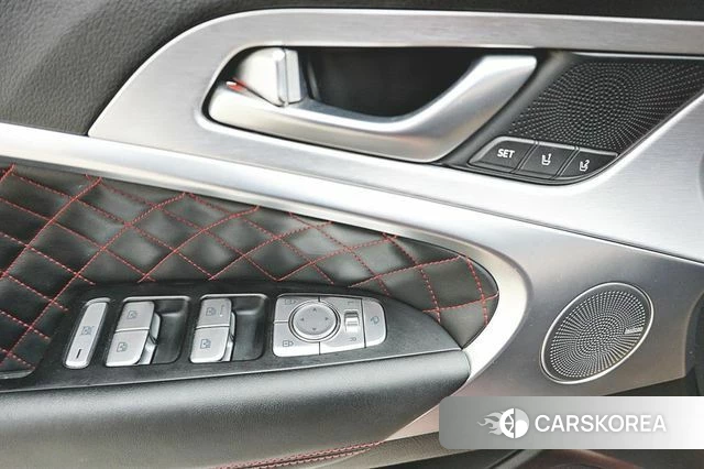 Genesis G70 id 3856563 из Кореи 9