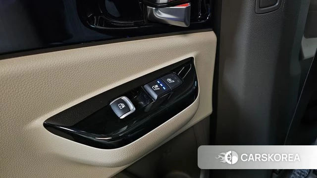 Kia Carnival 4th generation id 3851150 из Кореи 9