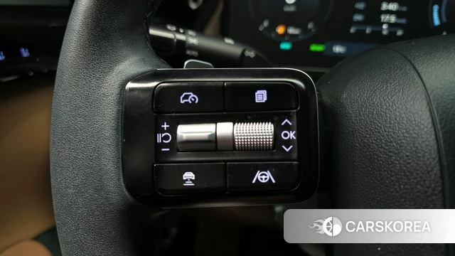 Hyundai Grandeur Hybrid (GN7) id 3891781 из Кореи 9