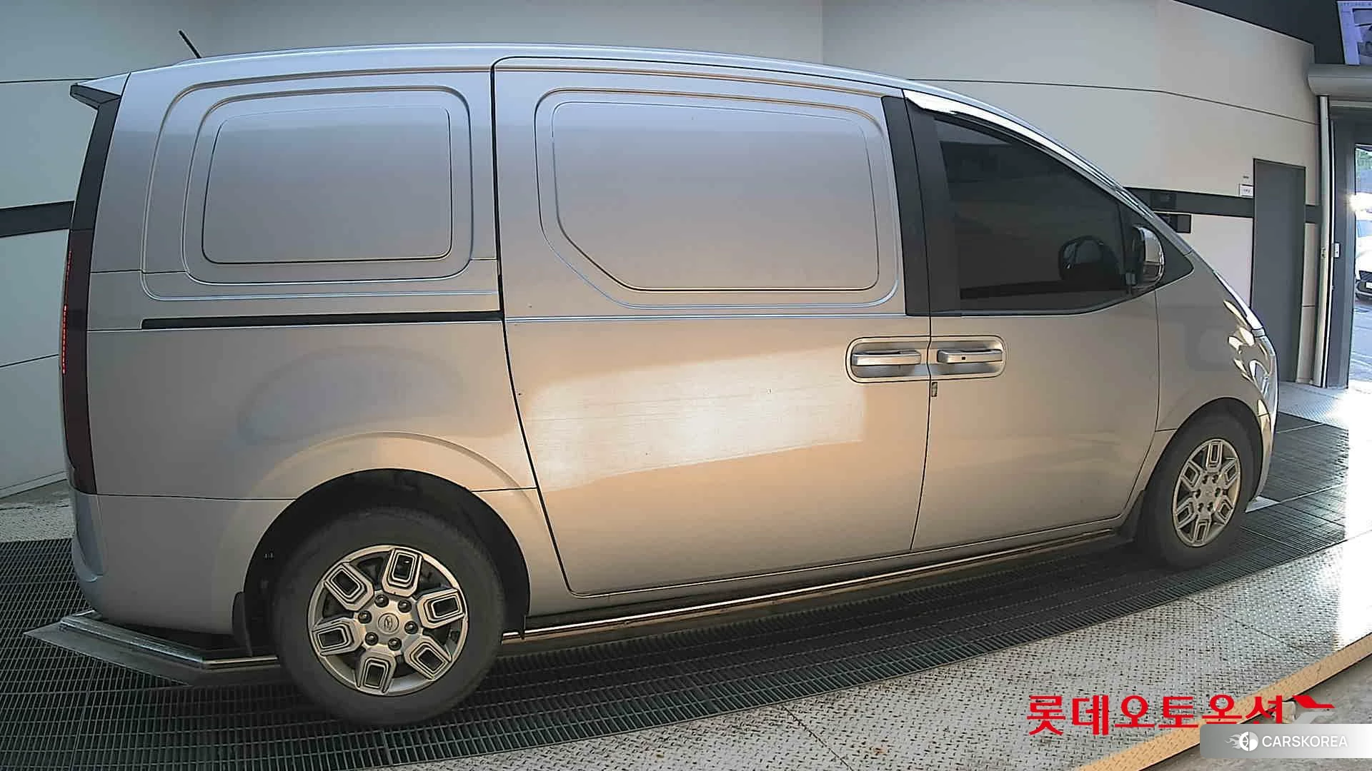 Hyundai Staria id 4679299 из Кореи 9