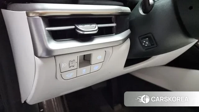 Hyundai Grandeur Hybrid (GN7) id 3560713 из Кореи 9