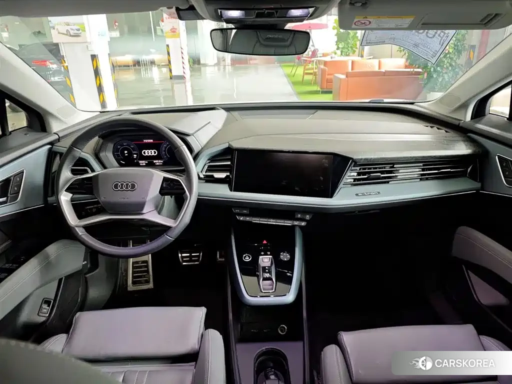 Audi Q5 e-tron id 4546530 из Китая 9