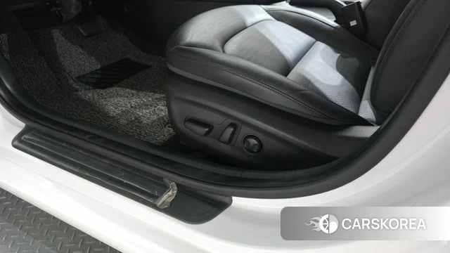 Hyundai The New Avante AD id 4895457 из Кореи 9