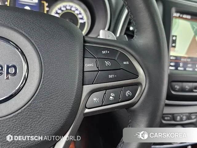 Jeep Cherokee (KL) id 3705896 из Кореи 9