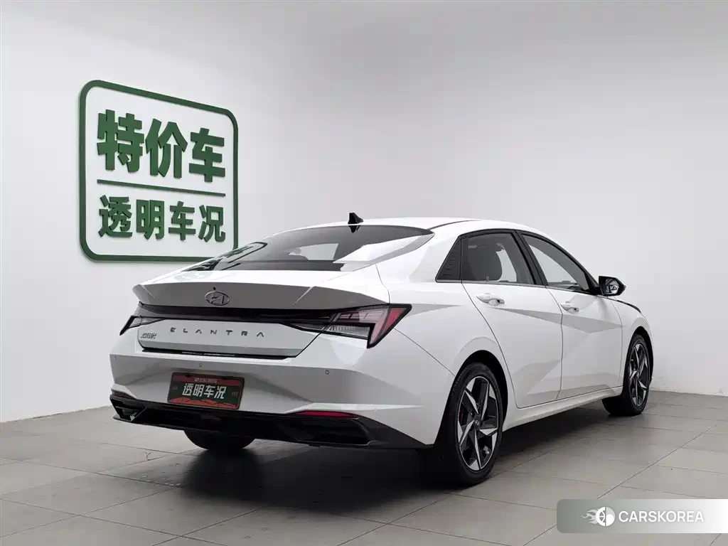 Hyundai Elantra id 4547343 из Китая 9