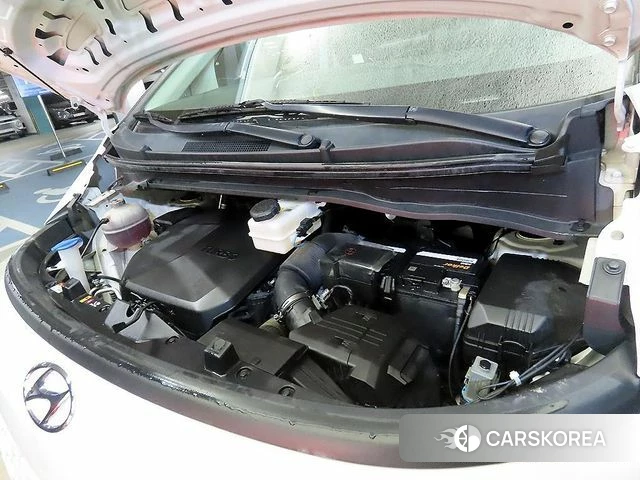 Hyundai Staria id 4444658 из Кореи 9