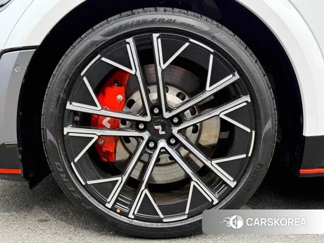 Hyundai Ionic 5 id 3751024 из Кореи 9