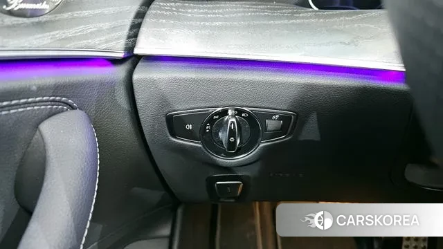 Mercedes-Benz E-Class W213 id 3560702 из Кореи 9