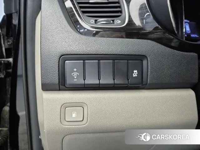 Kia The New Carnival id 3041468 из Кореи 9