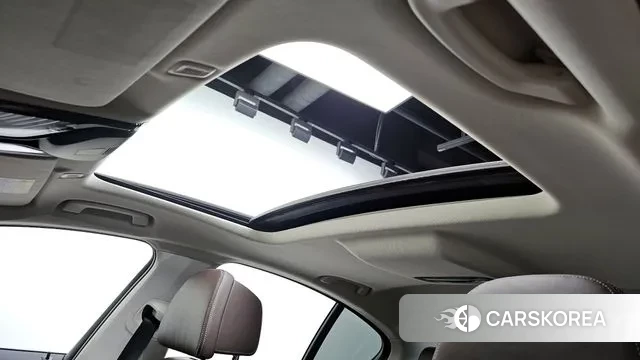 BMW 5 Series (G30) id 3602263 из Кореи 9