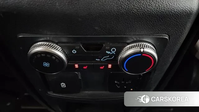 Ford Explorer 6th Generation id 3059445 из Кореи 9