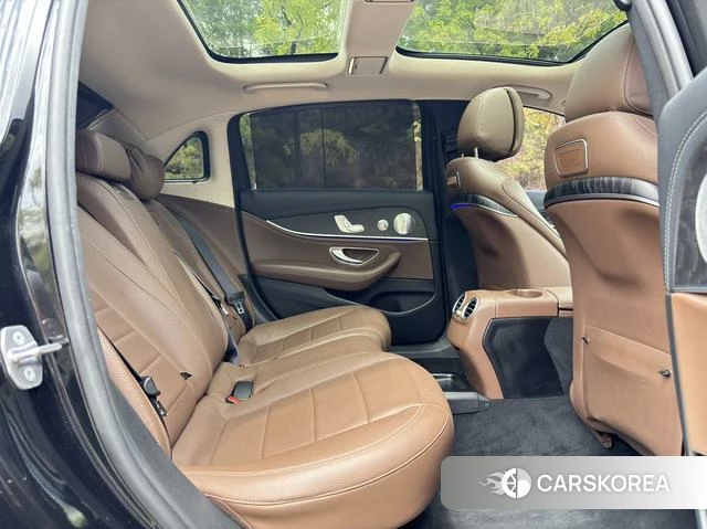 Mercedes-Benz E-class id 3968852 из Китая 9