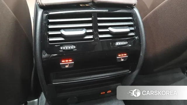 BMW 5 Series (G30) id 3415814 из Кореи 9