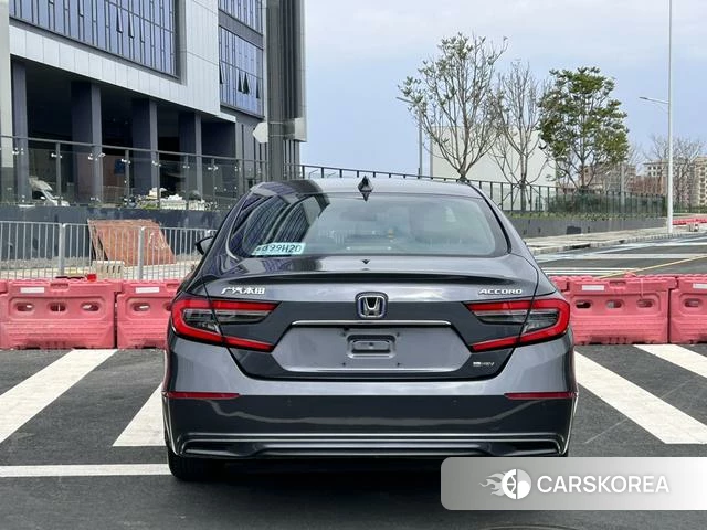 Honda Accord id 4276679 из Китая 9