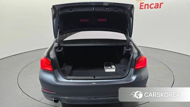 BMW 5 Series (G30) id 4430128 из Кореи 9