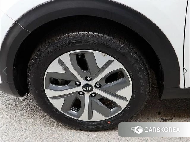 Kia Niro EV id 4511691 из Кореи 9