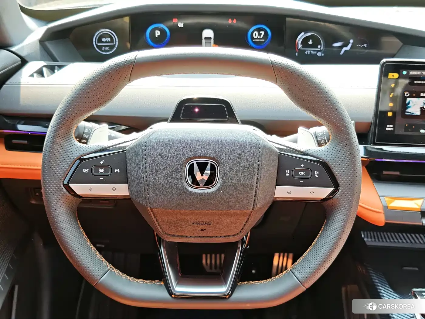 Chang'an Changan UNI-V id 4583762 из Китая 9