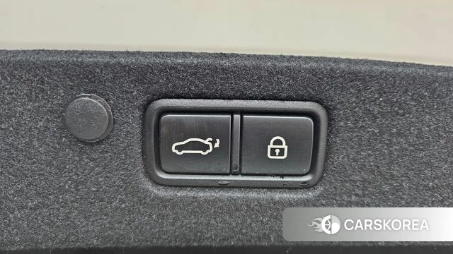 Hyundai The New Grandeur IG Hybrid id 4337638 из Кореи 9