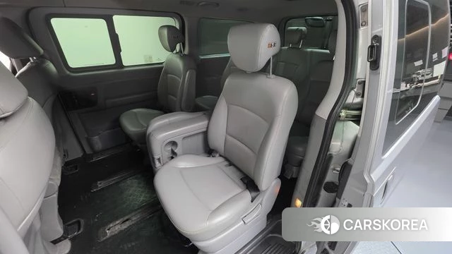 Hyundai The New Grand Starex id 3843540 из Кореи 9