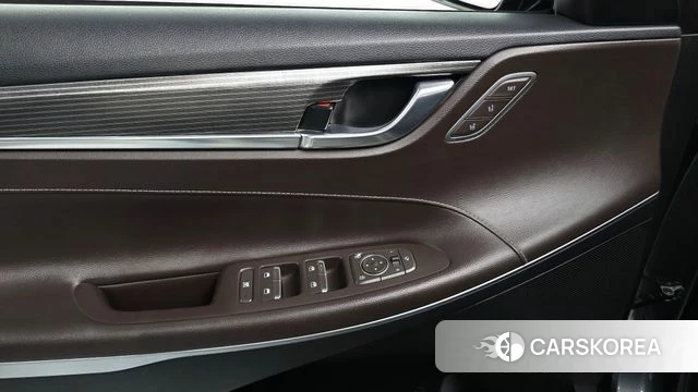 Hyundai Grandeur IG Hybrid id 3861395 из Кореи 9