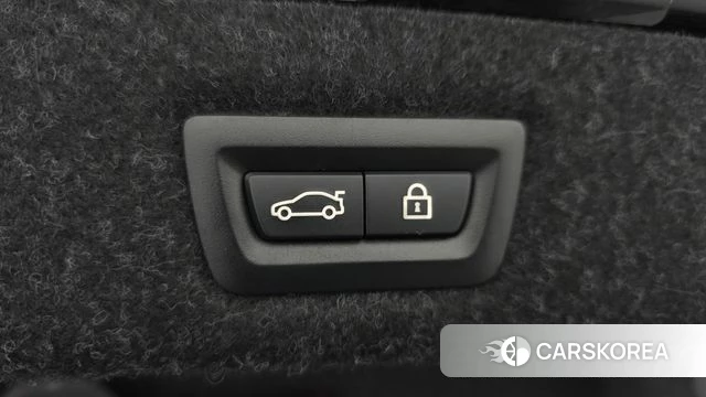 BMW 5 Series (G30) id 3871777 из Кореи 9