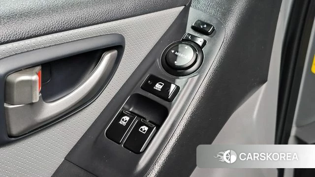 Hyundai The New Grand Starex id 4923680 из Кореи 9