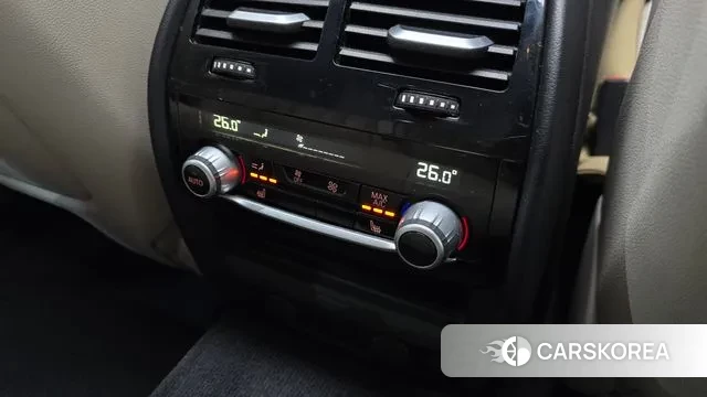 BMW 5 Series (G30) id 3778835 из Кореи 9