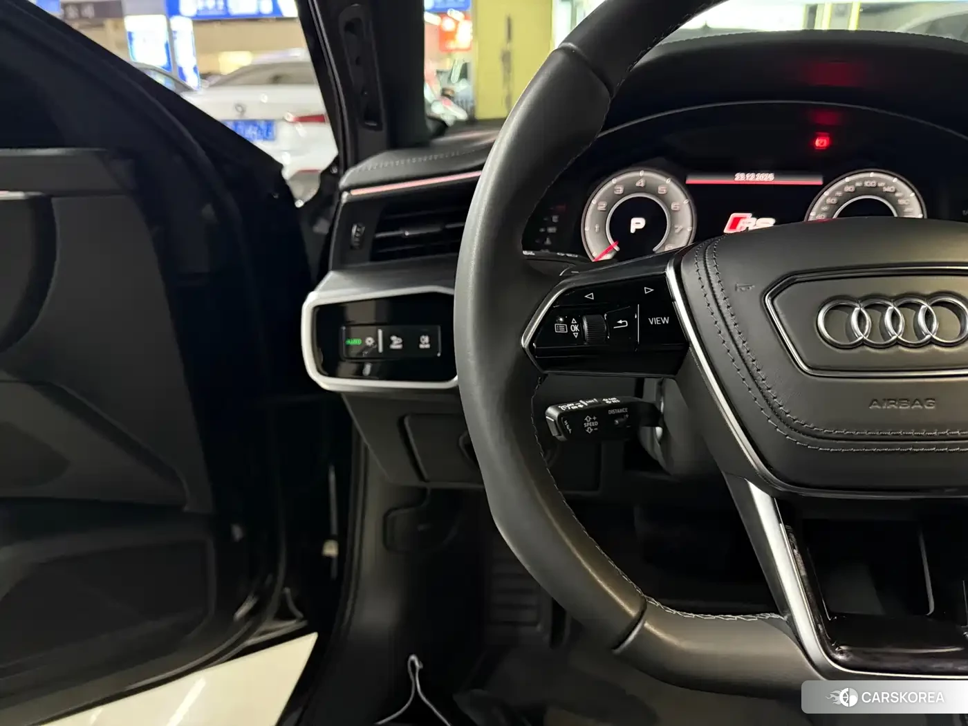 Audi A6L id 4515599 из Китая 9