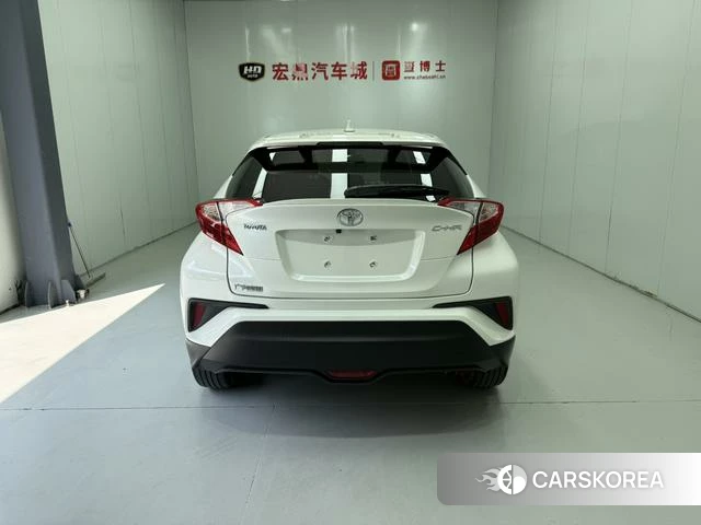 Toyota C-HR id 4216301 из Китая 9