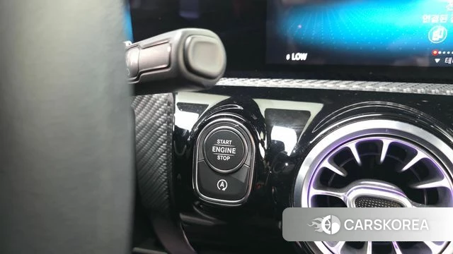 Mercedes-Benz A-Class W177 id 4586590 из Кореи 9