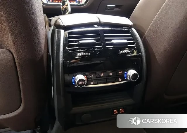 BMW 5 Series (G30) id 3426660 из Кореи 9