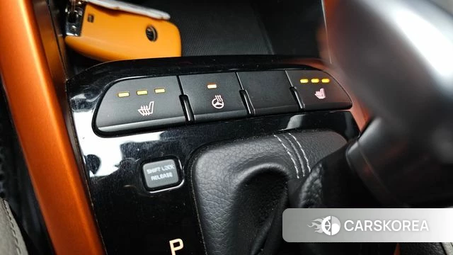 Kia Stonic id 4642991 из Кореи 9